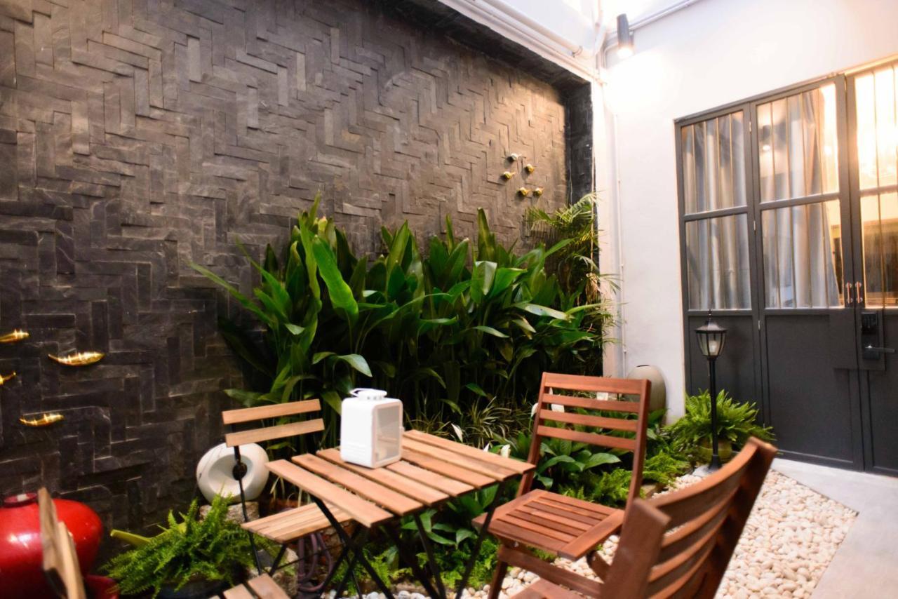 87 Oldtown At River Pier Bangkok Exterior photo