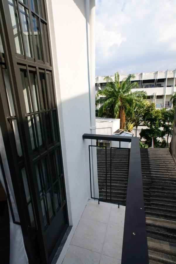87 Oldtown At River Pier Bangkok Exterior photo