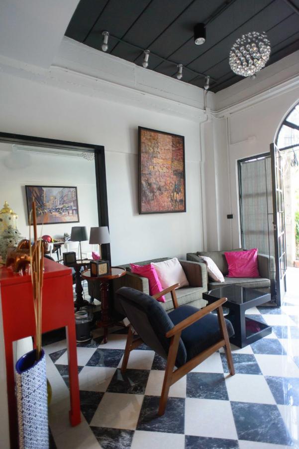 87 Oldtown At River Pier Bangkok Exterior photo