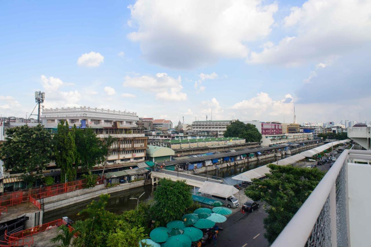 87 Oldtown At River Pier Bangkok Exterior photo