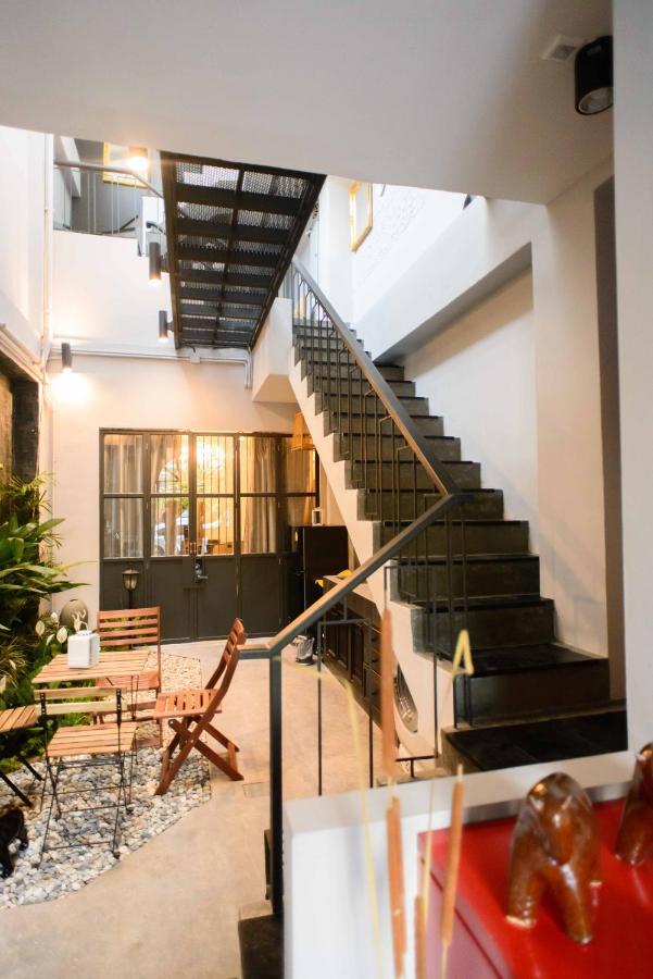 87 Oldtown At River Pier Bangkok Exterior photo